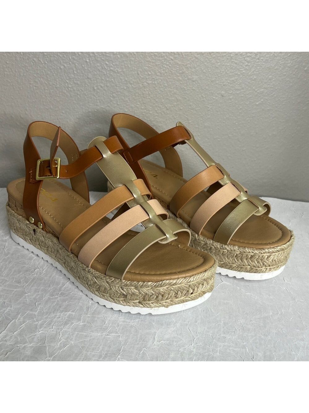 Women's Multi-Color Strappy Wedge Sandals Size 8 New